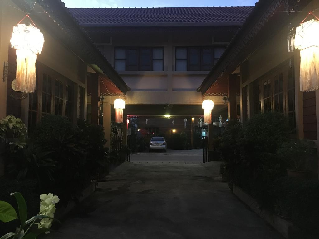 Chok-Wasana Guest House メーサリエン エクステリア 写真